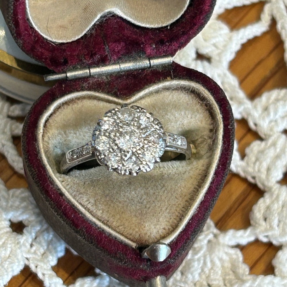 Antique platinum cluster/flower ring from England size 6.75